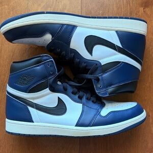 Air Jordan 1 Retro High OG ‘Navy’